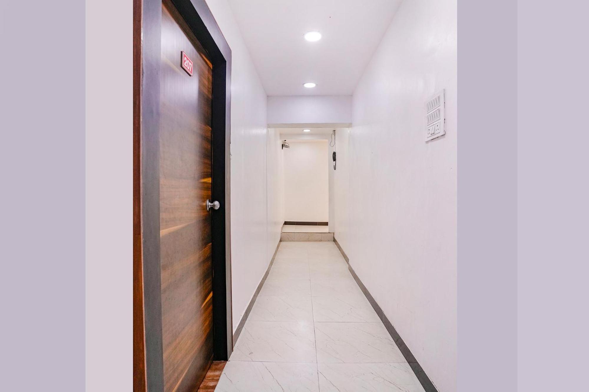 Fabhotel Lime Ras Palace 아우랑가바드 외부 사진